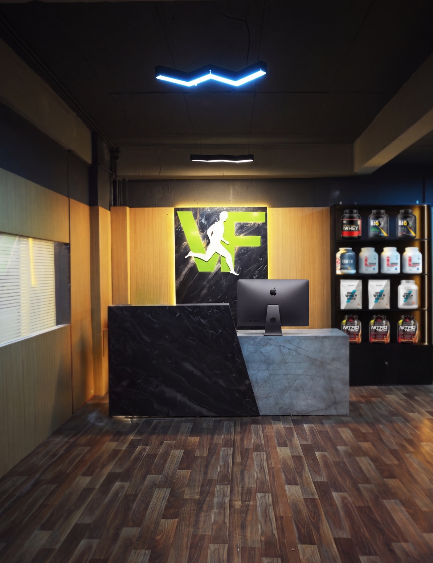 V Fitness training floor